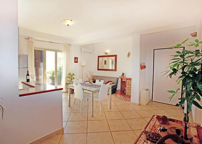 Casa Cloe 公寓 *